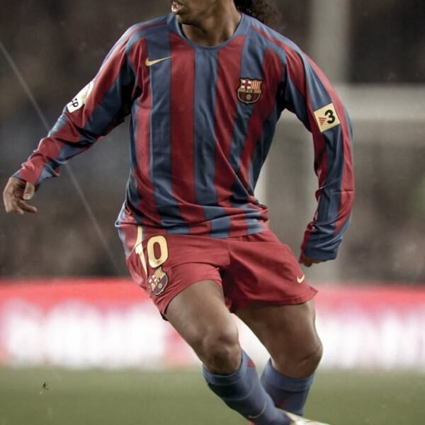 Ronaldinho 10 FC Barcelona Classic Stripe Shirt 2010/2011 – Retro Edition