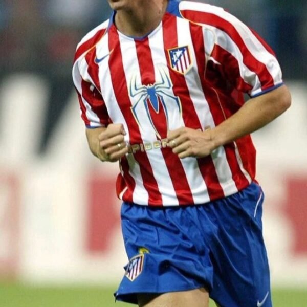 Fernando Torres 9 Atlético Madrid Home Shirt 2004/2005 – Classic Stripes Edition