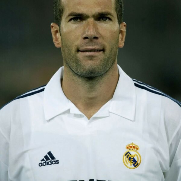 Zidane 5 Real Madrid Home Shirt 2004/2005 – Galácticos Edition